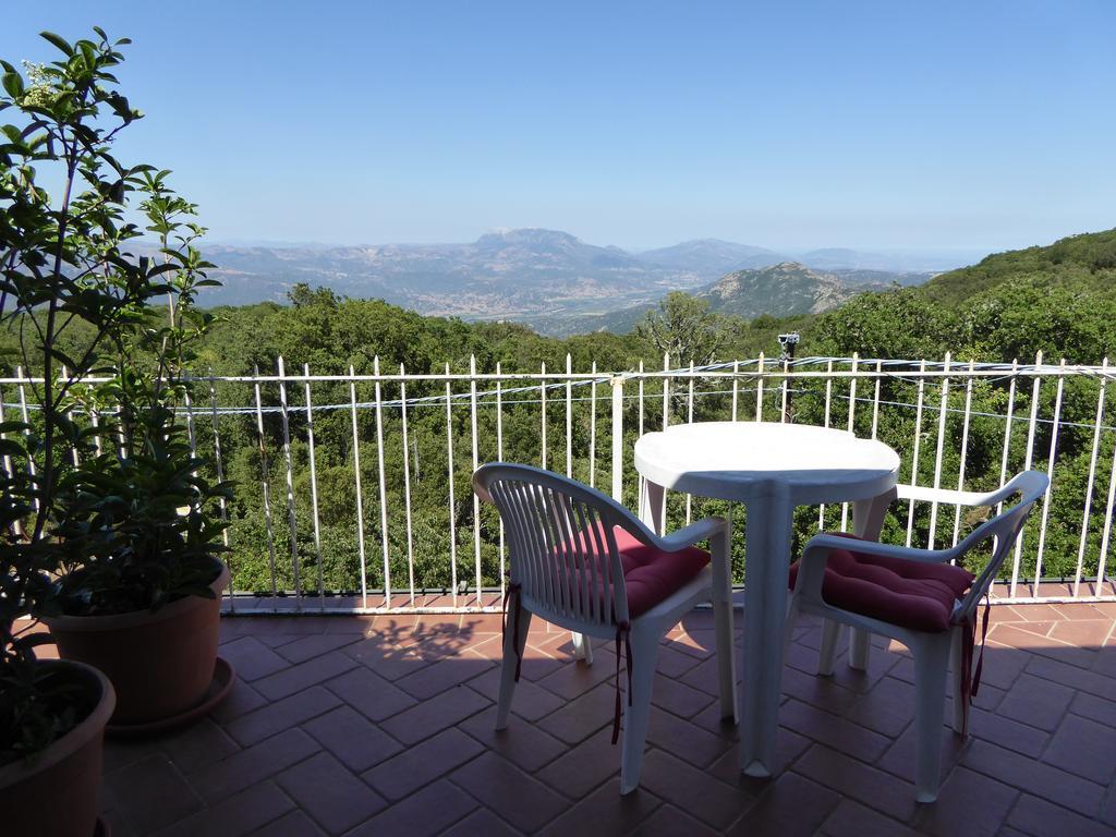Hostal Casa Solotti Nuoro  Exterior foto